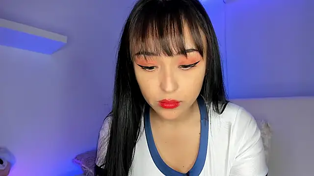 Gloomydoll online show from December 17, 2024, 8:32 pm