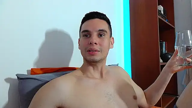 Snapshot of cristo_master chatting on February 25, 2025, 11:44 pm cristo master online show from February 25, 2025, 11:44 pm