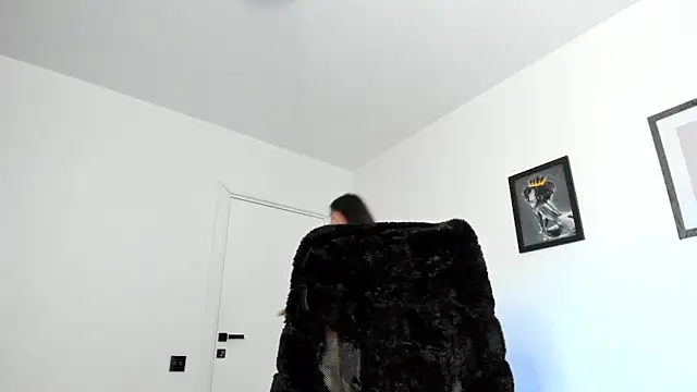 PortraitMarie online show from January 31, 2025, 7:18 pm