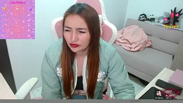 Snapshot of EVA_GRAYS chatting on March 4, 2026, 12:05 am EVA GRAYS online show from March 4, 2026, 12:05 am