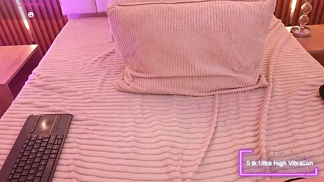 Katy Van online show from March 30, 2026, 9:32 am