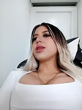 eva-2023 online show from November 9, 2025, 5:55 pm