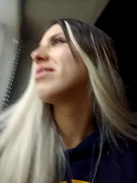 eva-2023 online show from November 14, 2025, 2:10 am