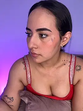 anniesweet02 online show from November 10, 2025, 10:09 pm