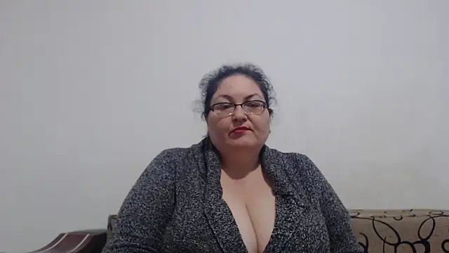 Snapshot of Nykyxo chatting on May 11, 2026, 4:04 pm Nykyxo online show from May 11, 2026, 4:04 pm