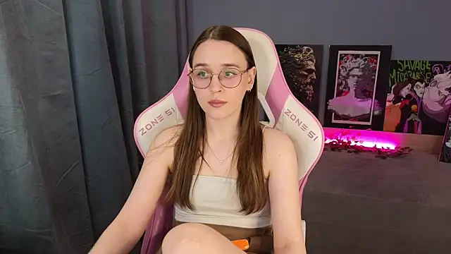 Snapshot of Sweet_frosti chatting on June 7, 2026, 2:59 am Sweet frosti online show from June 7, 2026, 2:59 am