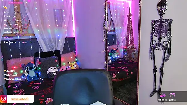 laura olssen online show from February 15, 2025, 3:50 pm