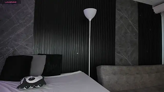 AdammClark1 online show from November 6, 2025, 10:10 pm