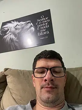 Juliano2289 online show from April 1, 2026, 2:47 pm