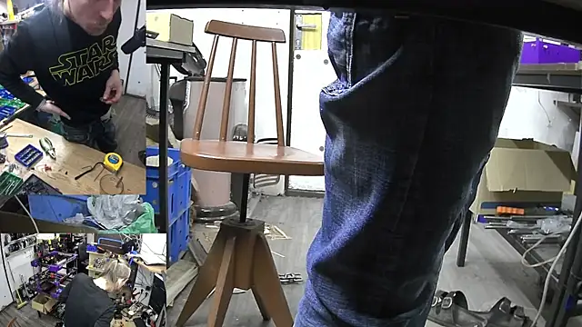 Snapshot of Happy_Michal chatting on December 23, 2024, 8:55 am Happy Michal online show from December 23, 2024, 8:55 am