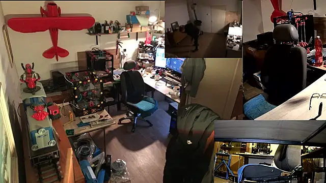 Snapshot of Happy_Michal chatting on December 1, 2025, 5:18 pm Happy Michal online show from December 1, 2025, 5:18 pm