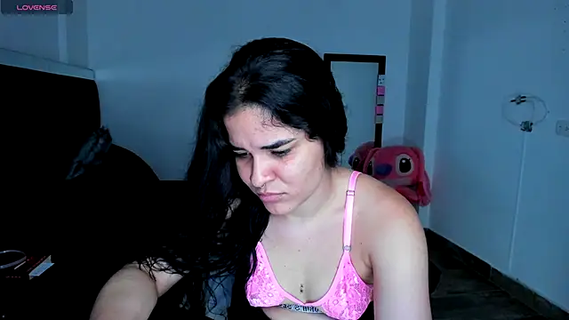 Snapshot of SweetMegan_1 chatting on October 3, 2025, 10:40 pm SweetMegan 1 online show from October 3, 2025, 10:40 pm