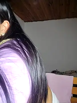 Snapshot of KATYGONZALEZ chatting on May 16, 2026, 12:40 am KATYGONZALEZ online show from May 16, 2026, 12:40 am