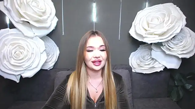 StacyYellig online show from May 30, 2026, 9:23 pm
