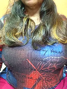 CUTE SOPHIA- online show from February 12, 2025, 7:02 pm