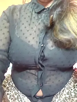 CUTE SOPHIA- online show from March 8, 2025, 6:37 pm