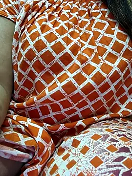 CUTE SOPHIA- online show from September 27, 2025, 1:49 pm