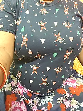 CUTE SOPHIA- online show from November 11, 2025, 2:11 am