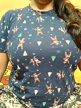 CUTE SOPHIA- online show from November 20, 2025, 12:55 am