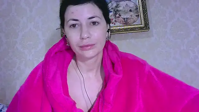 StunnigArt online show from February 18, 2026, 2:18 am