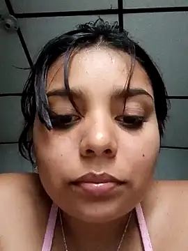 stefanie010 online show from December 8, 2024, 4:39 pm