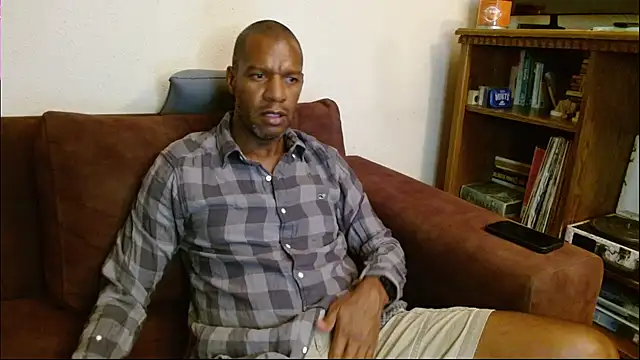 elmorenazost online show from November 16, 2025, 3:56 am