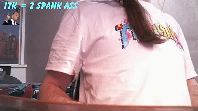 Snapshot of izilizi_23 chatting on February 13, 2026, 8:27 pm izilizi 23 online show from February 13, 2026, 8:27 pm