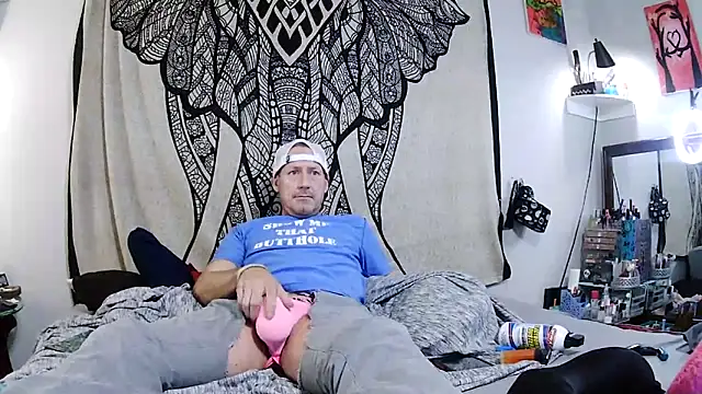 Snapshot of Obi-Spun-Kenobi chatting on January 13, 2025, 11:17 pm Obi-Spun-Kenobi online show from January 13, 2025, 11:17 pm