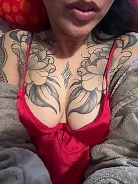 Nadiasexy online show from March 8, 2026, 3:49 pm