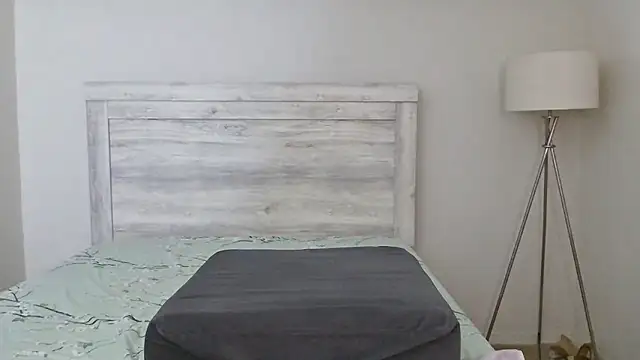 Carmen Cream online show from January 17, 2026, 9:58 am