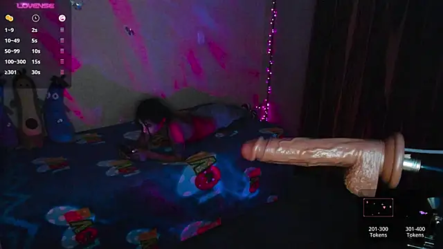 kim saenz20 online show from February 15, 2025, 2:15 am