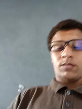 Nicolaskribeiro online show from April 21, 2026, 10:10 am