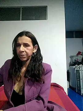 Snapshot of Cameron_puppy chatting on June 12, 2026, 5:17 am Cameron puppy online show from June 12, 2026, 5:17 am