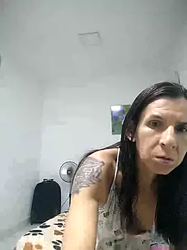 Snapshot of Cameron_puppy chatting on June 19, 2026, 6:23 pm Cameron puppy online show from June 19, 2026, 6:23 pm