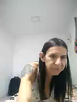 Snapshot of Cameron_puppy chatting on June 20, 2026, 6:44 pm Cameron puppy online show from June 20, 2026, 6:44 pm