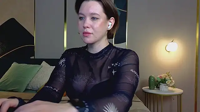 katy  moonj online show from October 1, 2025, 1:00 am