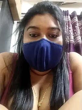 indianlisa5 online show from October 12, 2025, 9:25 pm