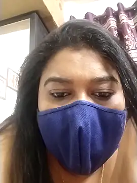 indianlisa5 online show from October 19, 2025, 7:58 pm