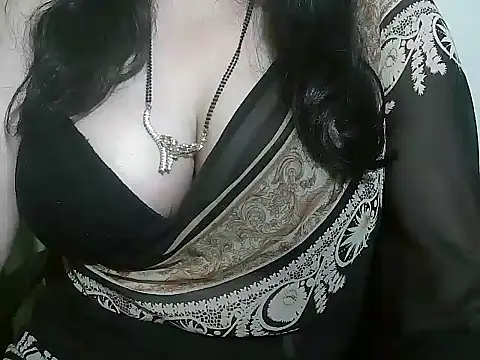 Snapshot of rehana_housewife chatting on October 19, 2025, 7:09 am rehana housewife online show from October 19, 2025, 7:09 am