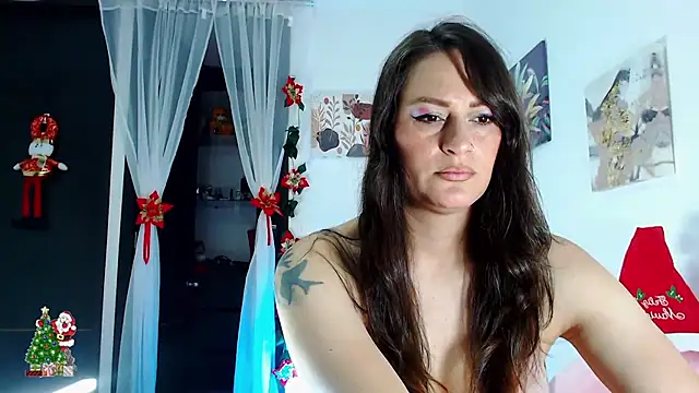 Snapshot of JadeHiilton chatting on December 26, 2024, 7:49 pm JadeHiilton online show from December 26, 2024, 7:49 pm