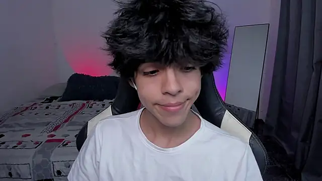 Alan26  online show from January 6, 2026, 4:05 am