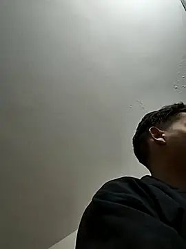 Snapshot of xrobXstax chatting on March 19, 2025, 12:26 am xrobXstax online show from March 19, 2025, 12:26 am