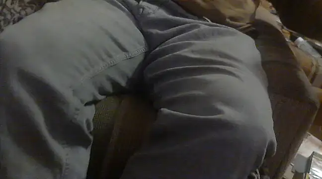 T-onyi online show from February 21, 2025, 9:22 pm