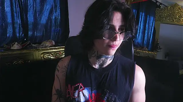 dantecoppolaa  online show from January 8, 2025, 7:56 pm