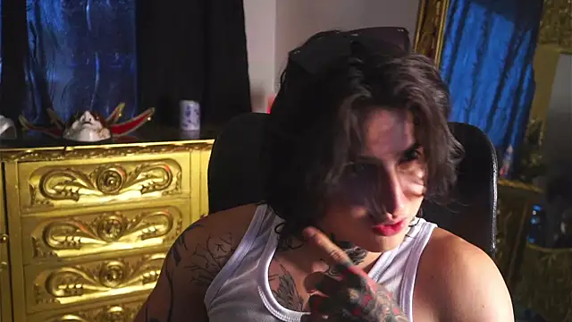 dantecoppolaa  online show from January 31, 2025, 7:40 pm