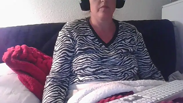 DragoneSFR online show from October 5, 2025, 6:17 pm