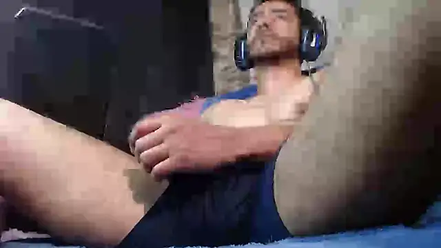 Snapshot of Tommhot chatting on February 13, 2025, 10:43 pm Tommhot online show from February 13, 2025, 10:43 pm