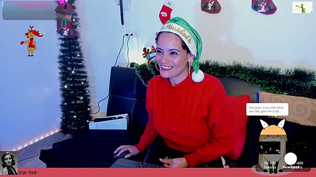 Snapshot of Julieta_Wall_ chatting on December 22, 2024, 4:39 am Julieta Wall  online show from December 22, 2024, 4:39 am