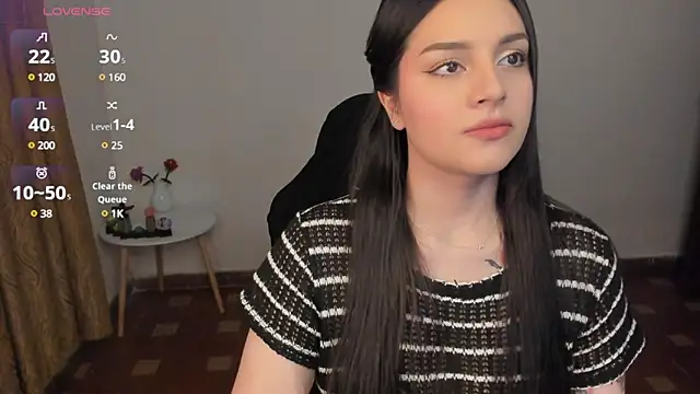 Snapshot of anaveleeez chatting on March 9, 2025, 9:25 pm anaveleeez online show from March 9, 2025, 9:25 pm