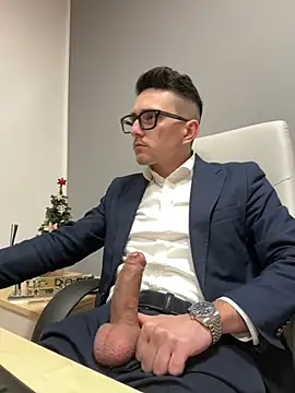 masterboss  online show from December 23, 2024, 12:52 pm